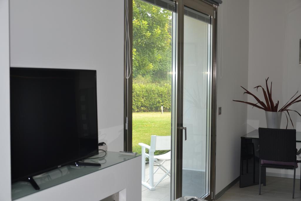 Fiore Dell'Etna Apartment Santa Venerina Exterior foto