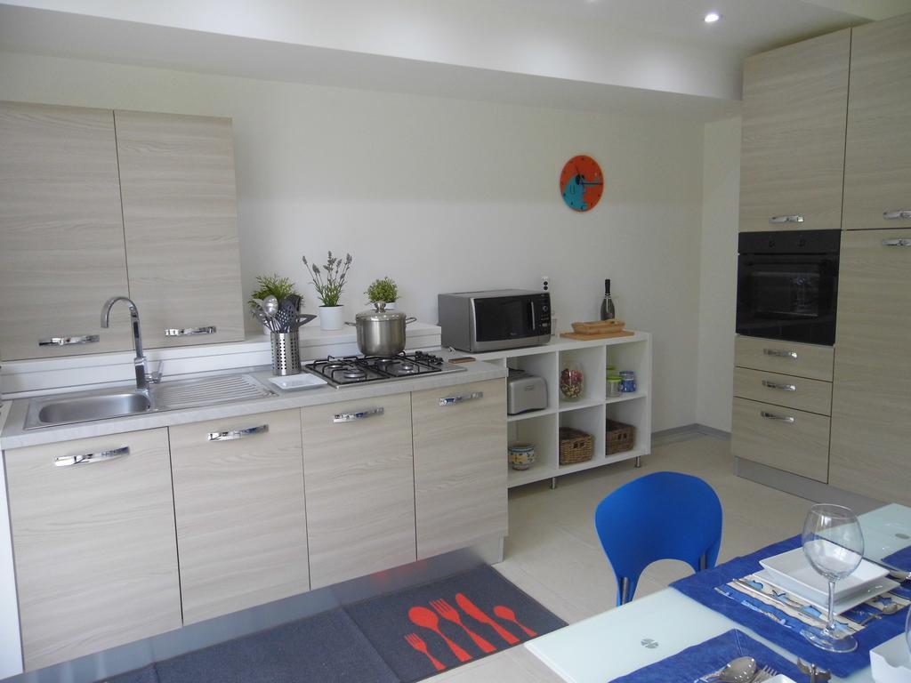 Fiore Dell'Etna Apartment Santa Venerina Exterior foto